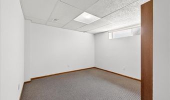 291 Oak Path Ct, Ballwin, MO 63011