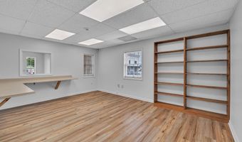 329 W Main St, Abingdon, VA 24210