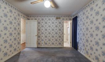8083 CINDERS Dr, Bartlett, TN 38133