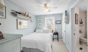 93 MILL St B, Newport, RI 02840