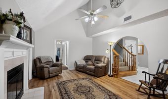 716 Hilltop Rd, Alexander, AR 72002
