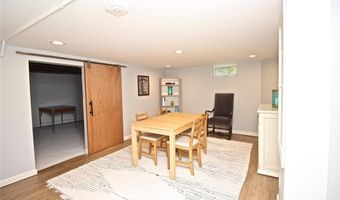 139 Coggeshall Ave, Newport, RI 02840