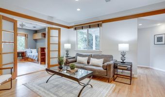 8604 TOBIN Rd, Annandale, VA 22003