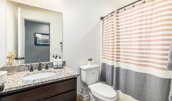 2759 Bristol Ridge Dr, Ann Arbor, MI 48105