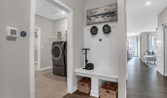 5151 Nettleton Way, Avon, IN 46123