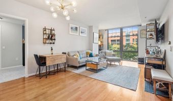 1021 N GARFIELD St #316, Arlington, VA 22201