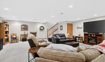 2038 12th St, Belle Fourche, SD 57717