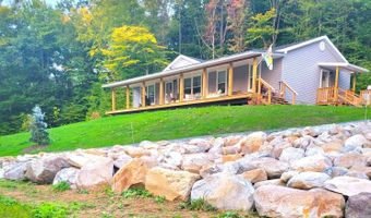 38 Oak Ridge Ln, Bennington, VT 05201