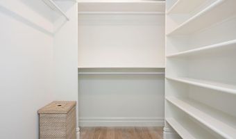 78 Rhode Island Ave 6, Newport, RI 02840