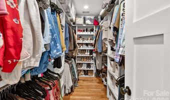 3020 Holt St, Charlotte, NC 28205