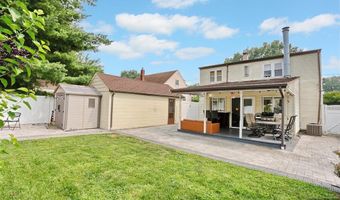 203 New York Ave, Bergenfield, NJ 07621