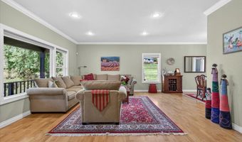 39 E Valley View Rd, Ashland, OR 97520