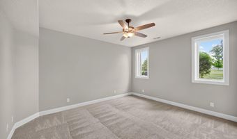 5400 Windrose Ln, Ames, IA 50014