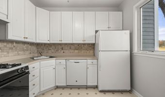 636 OAKLAND HILLS Dr 2A, Arnold, MD 21012