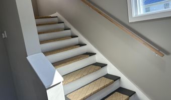 6 Fowler St, Augusta, ME 04330
