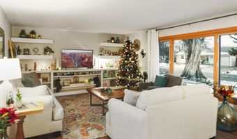 1431 Dick Dr, Aberdeen, SD 57401