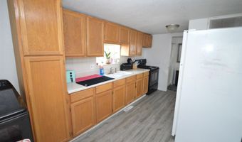 819 W 9TH St, Cheyenne, WY 82001
