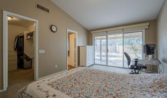 1302 N BOGLE Ave, Chandler, AZ 85225