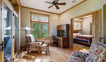 342 Eagle Point Dr, Albany, KY 42602