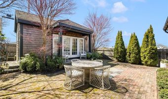 27 William St, Newport, RI 02840
