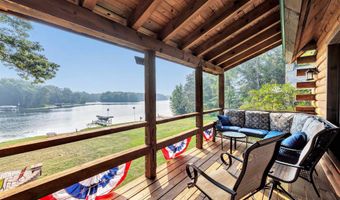 N1575 SILVER CANOE Road, Keshena, WI 54135