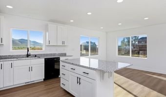 8 Punkin Center Rd, Bellevue, ID 83313