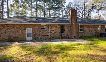 901 Glendale Dr, Aberdeen, NC 28315