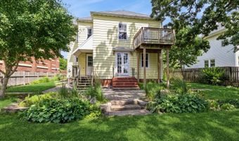 615 Kellogg Ave, Ames, IA 50010