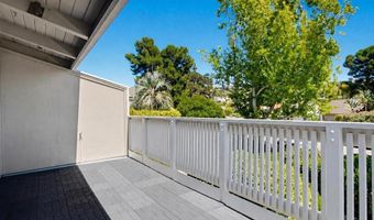 2842 Luciernaga St, Carlsbad, CA 92009