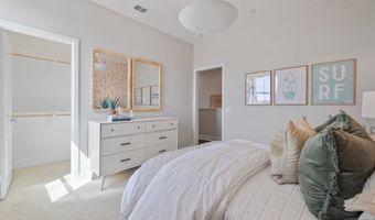 772 Edward Scholle Dr, Camarillo, CA 93010