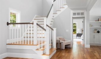 105 Princess Pine Dr, East Greenwich, RI 02818