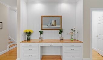 252 Sawyer Rd, Bolton, MA 01740