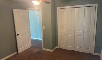 303 NW D St, Bentonville, AR 72712