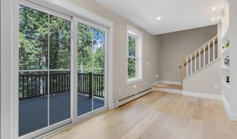52 Woodbrey Ln, Standish, ME 04084
