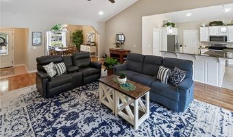 3 Ettington Dr, Bella Vista, AR 72714