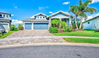 6951 CRESTPOINT Dr, Apollo Beach, FL 33572