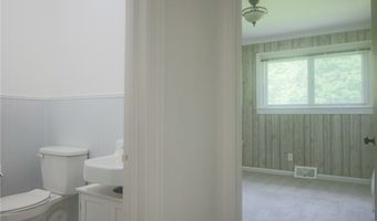 501 Forest Ln, Belton, SC 29627