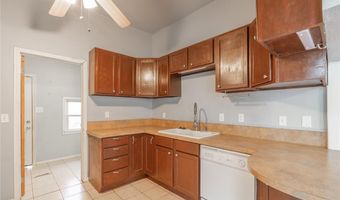 502 S 7th St, Chickasha, OK 73018