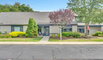 19 Vanderbilt Dr, Narragansett, RI 02882