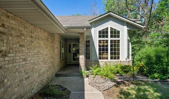 12755 Falcon Ct, Apple Valley, MN 55124