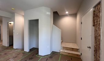 2811 Crinkle Root Dr, Fitchburg, WI 53711