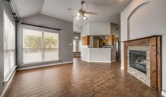 300 Creekside Dr, Anna, TX 75409