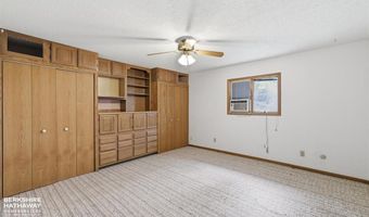 121 Buena Vista Ave, Cody, WY 82414