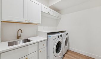 2507 I St NW, Washington, DC 20037