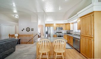 1459 S Windsor Dr, Ammon, ID 83406