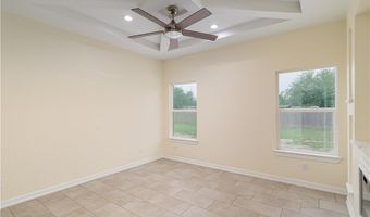 613 Tower Oak Dr, Alamo, TX 78516