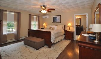 83 Rolling Hill Dr, Exeter, RI 02822