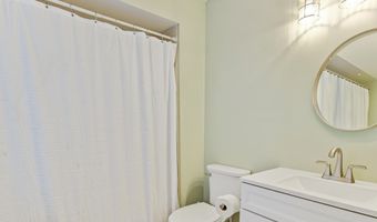 76 Bradford Ct, Aberdeen, NJ 07747