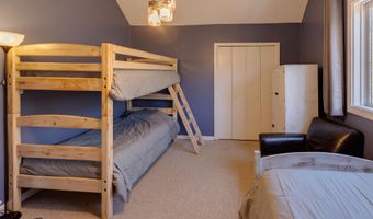 176 Reservoir Rd, Campton, NH 03223