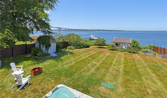 213 Seaside Dr, Jamestown, RI 02835